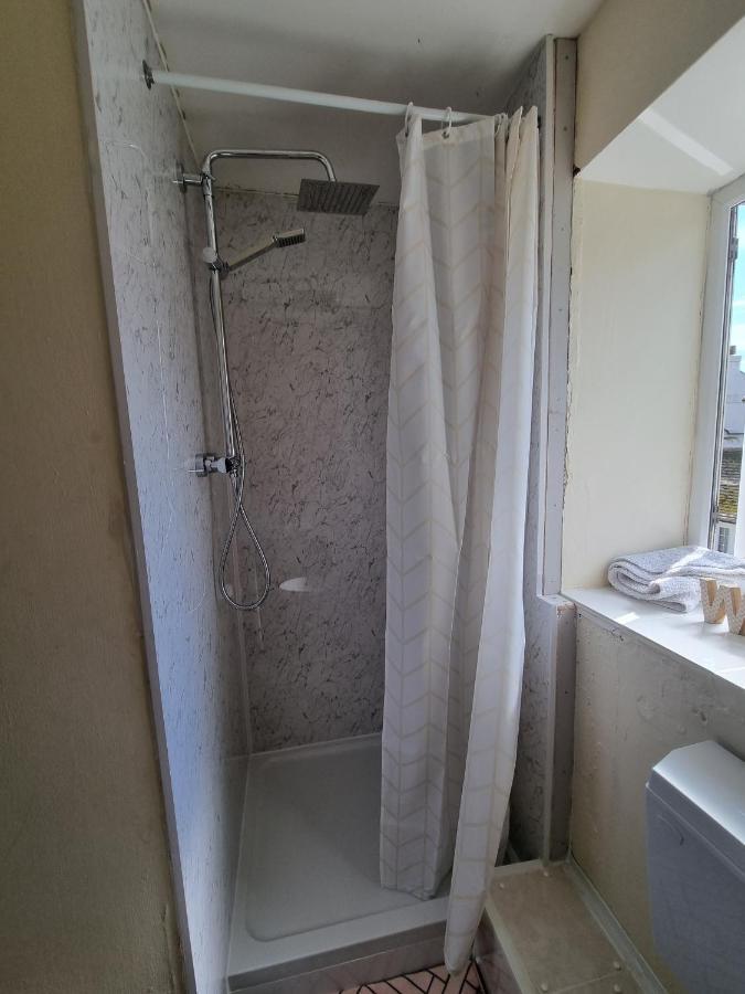 No 4 Trelawney Apartment - Onsite Bar - Restaurant - Horse Riding Menheniot المظهر الخارجي الصورة