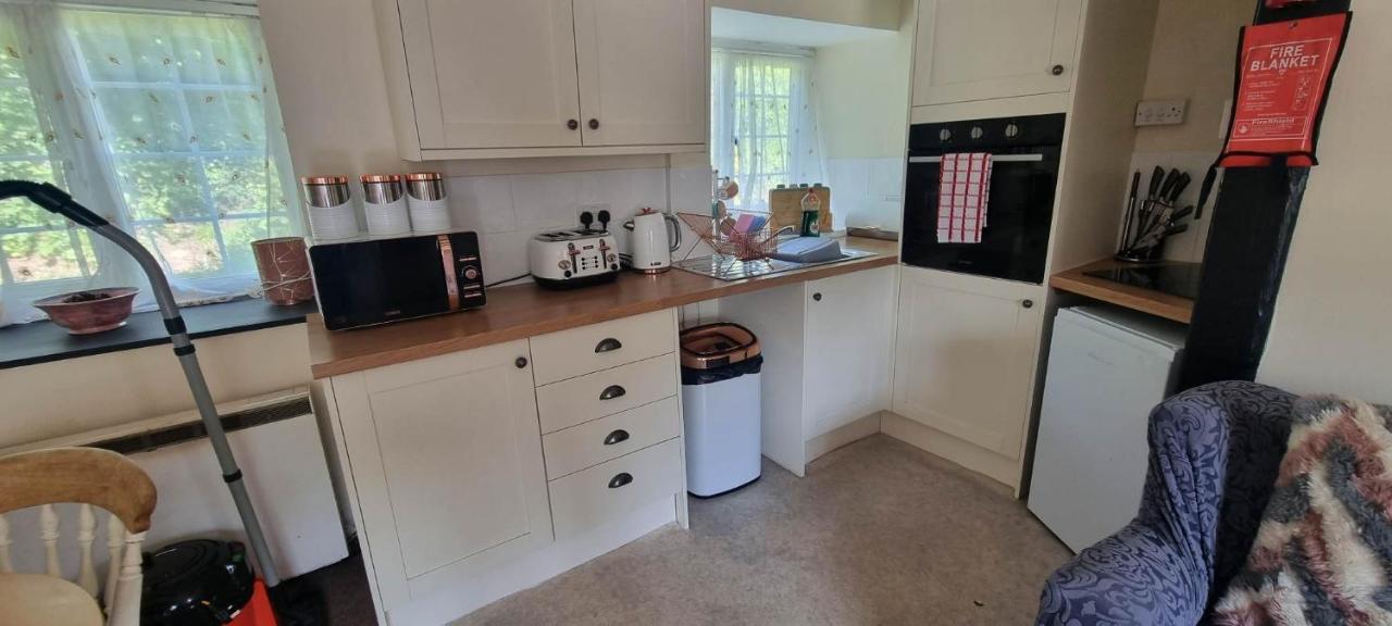 No 4 Trelawney Apartment - Onsite Bar - Restaurant - Horse Riding Menheniot المظهر الخارجي الصورة