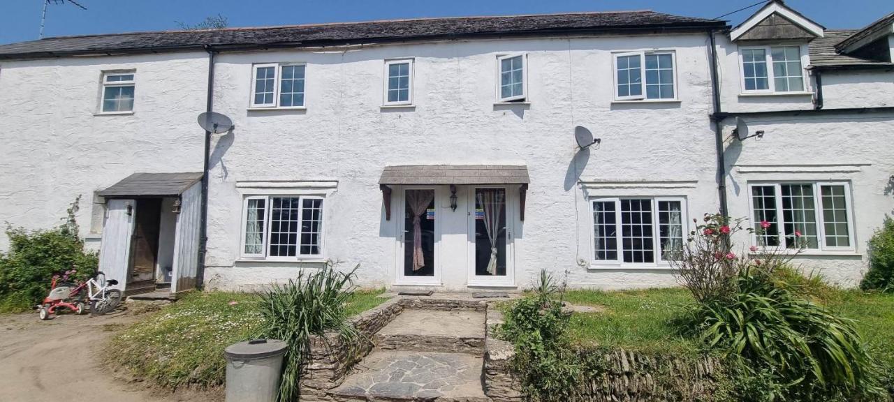 No 4 Trelawney Apartment - Onsite Bar - Restaurant - Horse Riding Menheniot المظهر الخارجي الصورة