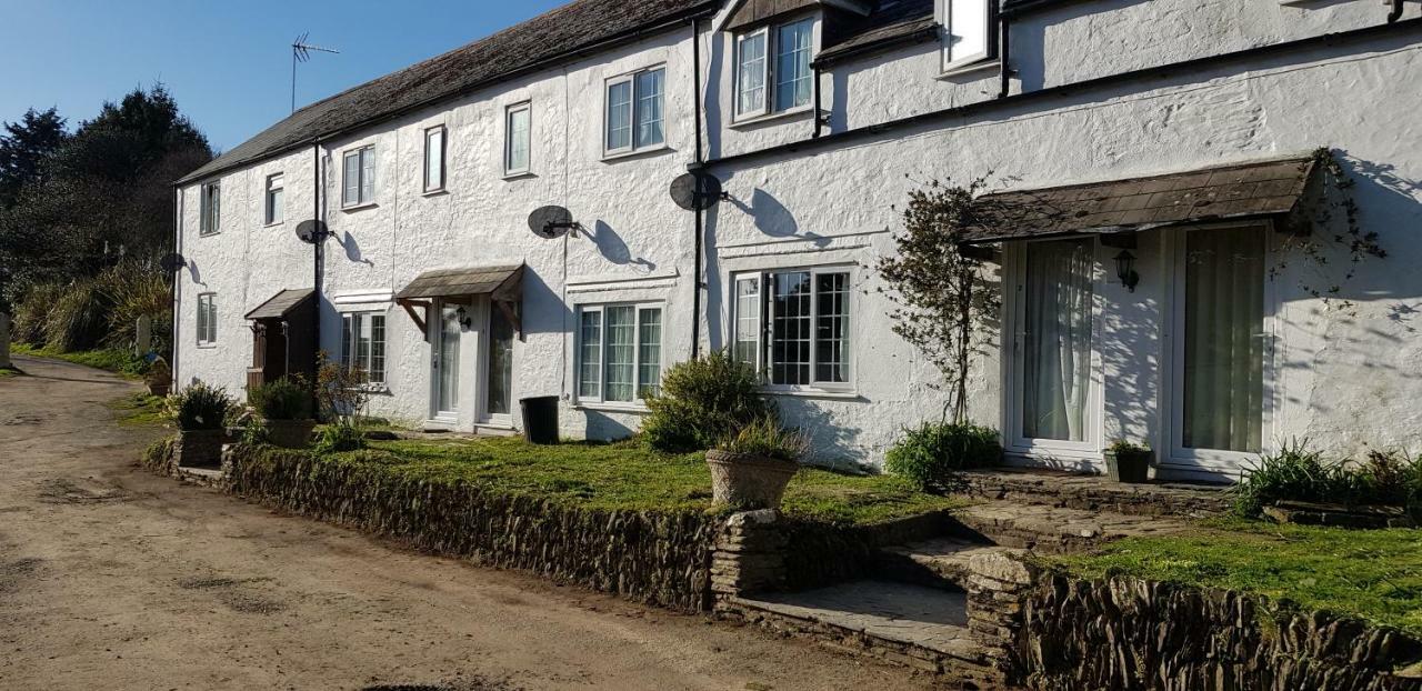 No 4 Trelawney Apartment - Onsite Bar - Restaurant - Horse Riding Menheniot المظهر الخارجي الصورة